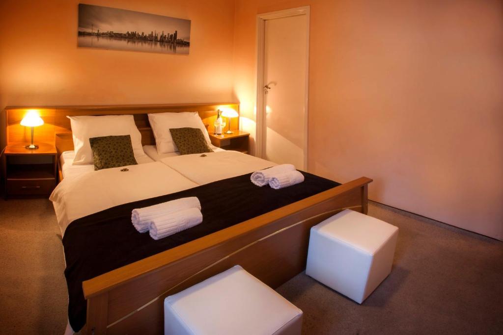 Hotel Wyzsza Brama Centrum Cieszyn (Silesia) Ruang foto
