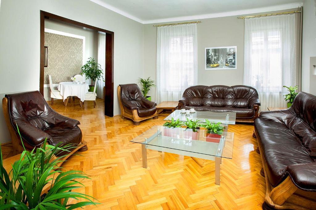 Hotel Wyzsza Brama Centrum Cieszyn (Silesia) Bagian luar foto